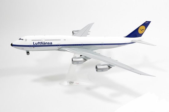 Boeing B747-8 Intercontinental Lufthansa "Köln"  Retro