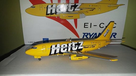 Boeing B737-200 RYANAIR "HERTZ"