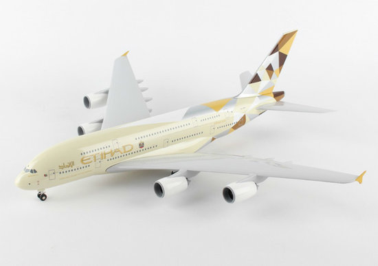 Airbus A380 Etihad Airways A6-APA With Gear