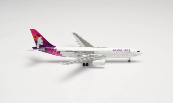 AIRBUS A330-200 - Hawaiian Airlines “HOKU MAU”
