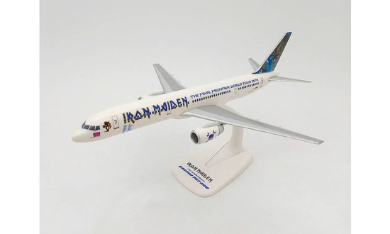 Boeing 757-200 “Ed Force One” Iron Maiden (Astraeus) - The Final Frontier World Tour 2011 snap-fit