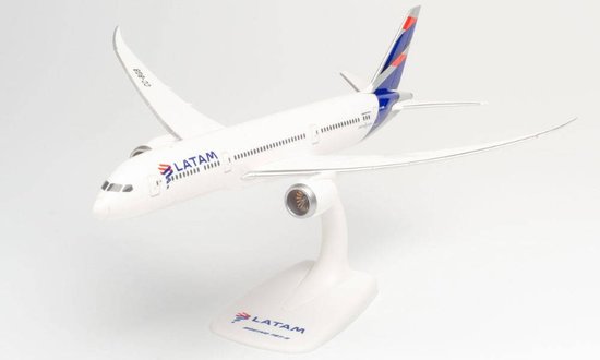 BOEING 787-9 - DREAMLINER Latam