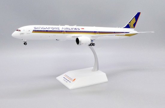 Boeing 787-10 Dreamliner Singapore Airlines "1000th 787"
