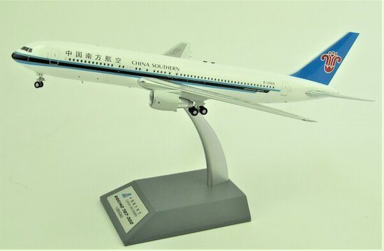 Boeing 767-3Q8ER China Southern Airlines