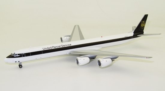 Douglas DC8-73 UPS with stand