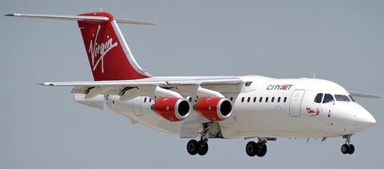 BAE146-200 Virgin Express with stand