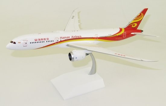 Boeing 787-9 Hainan Airlines with stand
