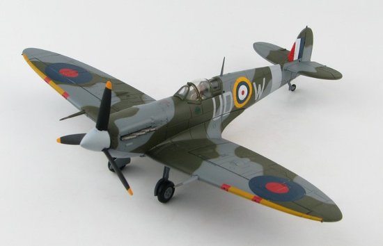 Spitfire Vb, AB972/UD-W, F/L Brendan "Paddy"