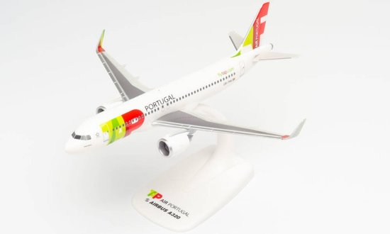 Airbus A320neo TAP Air Portugal  - "Padre Américo"
