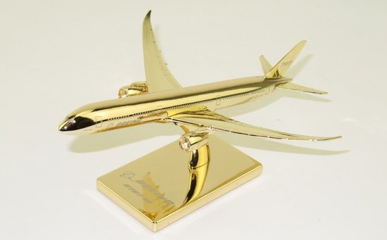 Metal Desk Model Boeing B787-10 Gold Chrome