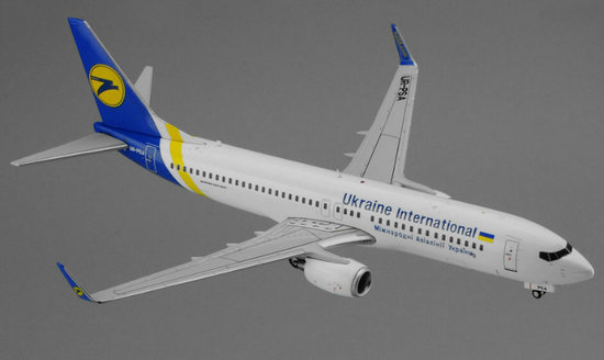 Lietadlo Boeing B737-800 Ukraine International