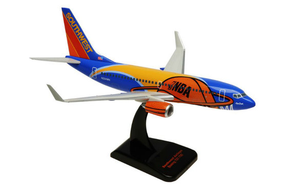 Boeing B737-700 South African Airways " Slam Dunk One "