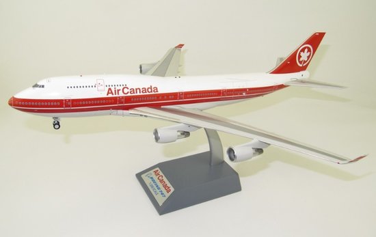 Boeing B747-400 Air Canada - Retro colors