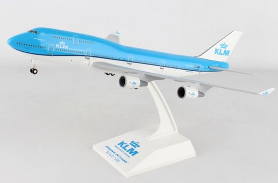 Boeing B747-400 KLM  - "City of Tokyo"