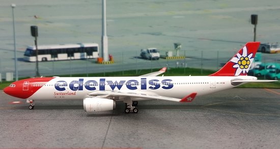 Airbus A330-300 Edelweiss Air, 1:400