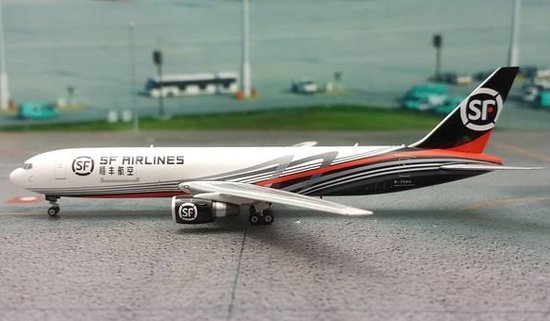 Boeing B767-300ER SF Airlies,