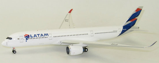 Airbus 350-900 LATAM, with stand 