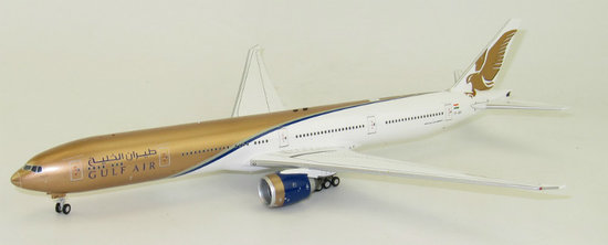 Boeing 777-300ER Gulf Air, with stand