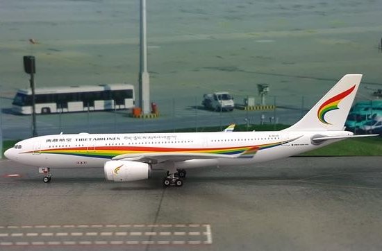 Airbus A330-200 Tibet Airlines,