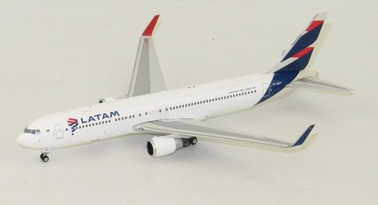 Boeing B767-300ER LATAM,