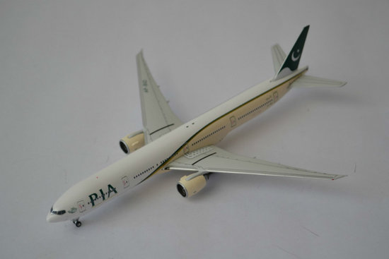 Lietadlo Boeing B777-300ER PIA Pakistan 
