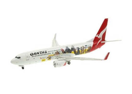 Boeing B737-800 QANTAS " GEELONG "