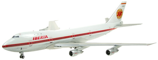 BOEING B747-100  IBERIA  WITH STAND