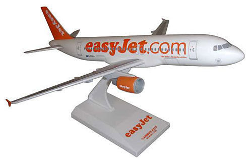 Aircraft Airbus A320 Easyjet 