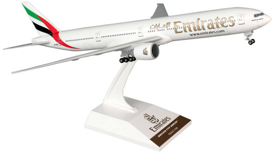 Boeing B777-300 EMIRATEN mit Trolley