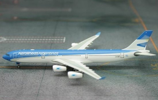 Lietadlo Airbus A340-313X Aerolineas Argentinas "2010s" Colors