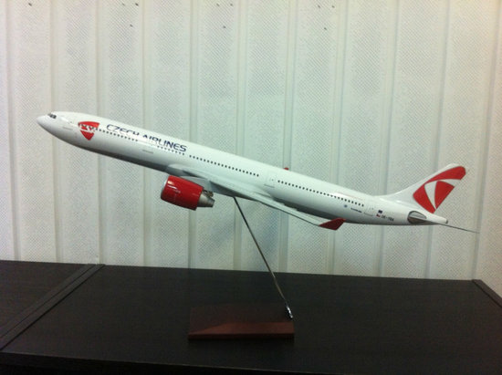 Aircraft A330-323X Czech Airlines, Lieferung Farben