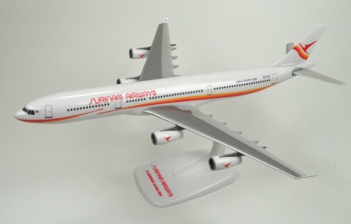 Der Airbus A340-300 Surinam Airways