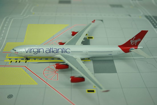 Lietadlo Airbus A340-300 VirginAtlantic 