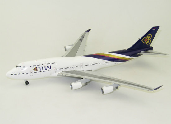 Boeing B747-400 Thai Airways neue Farben stehen