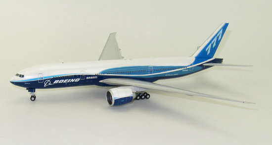 Boeing Boeing B777-200LR Haus Farbe Stand