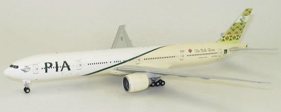 Boeing B777-300ER PIA " The Silk Route " mit Standfuß