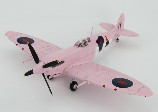 Spitfire FR IX RAF, MK716 coded "X", No 16 Sqn., Normandy, Sept 1944,