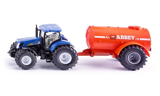 New Holland T7070 with ABBEY tank