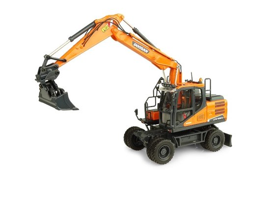 Doosan DX160W s 2 verziami nakladacích lyžíc