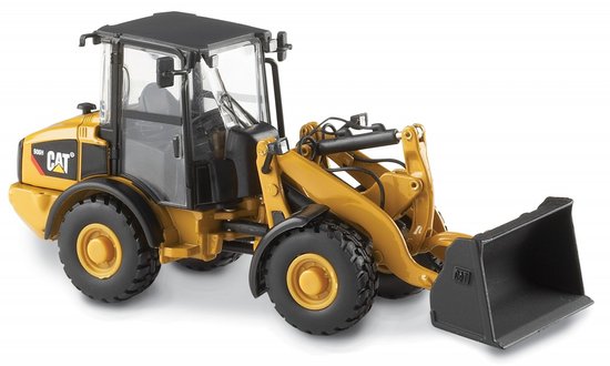 Cat 906H Compact Wheel Loader.