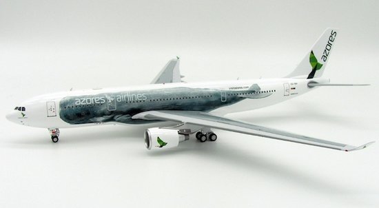 Airbus A330-200 SATA Azores Airlines "Sperm Whale Livery" so stojanom