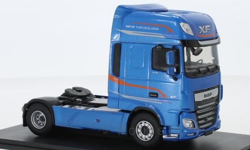 DAF XF Pure Excellence, metallic-blue