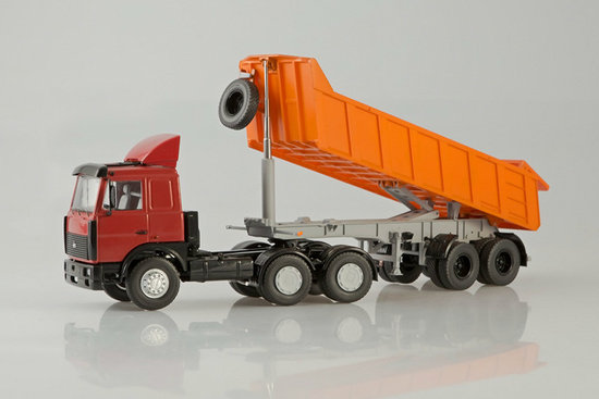 MAZ-6422 mit Anhänger MAZ-9506-20