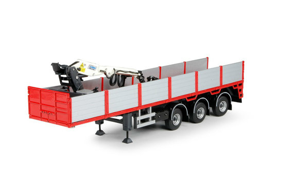 Príves Canvas cover trailer with loading crane