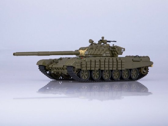 Tank T-72B Soviet Army rok 1985 — 1992 