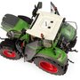 universal-hobbies-fendt-620-vario-132-scale-tractor-uh6666 (3)