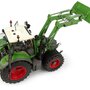 universal-hobbies-fendt-620-vario-132-scale-tractor-with-front-loader-uh6688 (2)