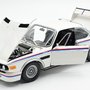 BMW-E9-3.0-CSL-Minichamps-118-1