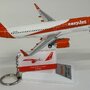 ard200-models-320-zhl-airbus-a320-251n-easy-jet-new-livery-g-uzhl-xb9-216543_2