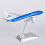 ng-models-05007-boeing-737-700-klm-koningseider-ph-bgg-xc3-208155_12